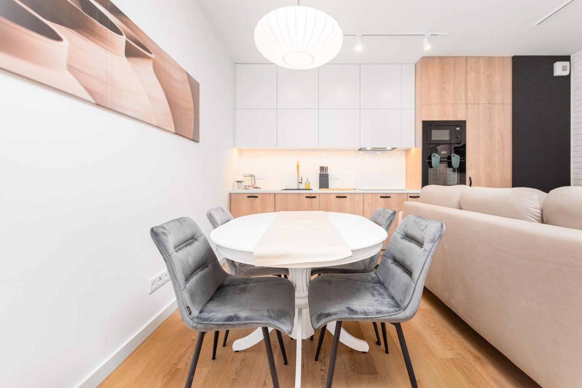 Przy Torach 3 By Homeprime Warsaw Ngoại thất bức ảnh