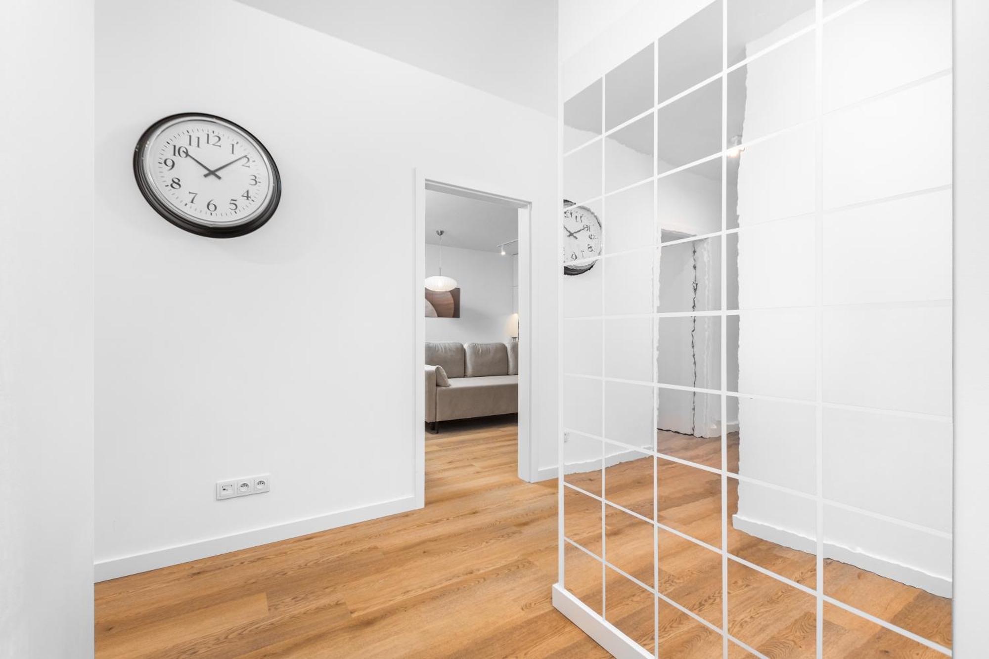 Przy Torach 3 By Homeprime Warsaw Ngoại thất bức ảnh