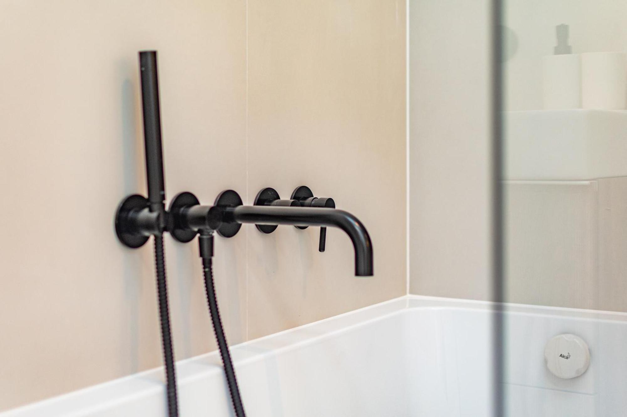 Przy Torach 3 By Homeprime Warsaw Ngoại thất bức ảnh